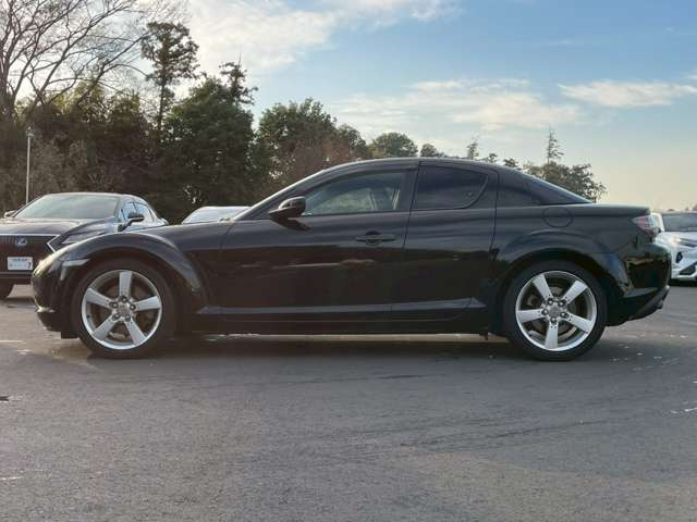 ���X�݌ɂ͊O���A�����N���[�j���O��ɓW�����A�����Ď��̏C�����̗L���A���[�^�[��������̗L������O�ҋ@�ւɂ�錟����S����{���Ă���܂��B�Ԍ��A�����A����h�������ЂőΉ��ł��܂��̂ł����S���������B