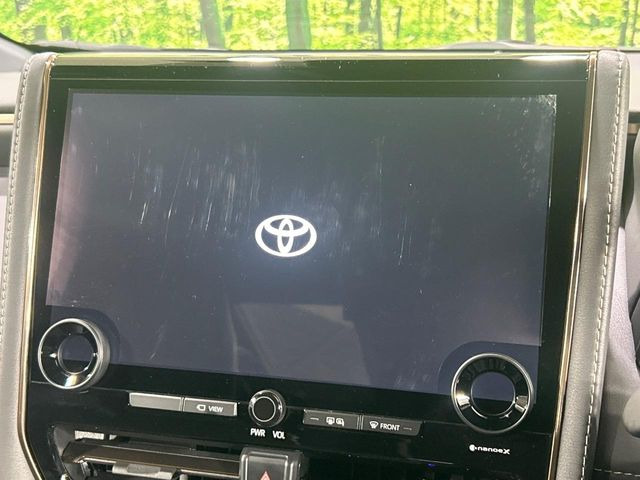 �y����14�C���`�i�r�z�l�C�̏����i�r�𑕔����Ă���܂��B�i�r�̎g���₷���͂������A�I�[�f�B�I�@�\���[��!�L�����v�◷�s�͂������A�ʋ΂┃�����ȂǕ��i�̃h���C�u���y�����Ȃ�͂���