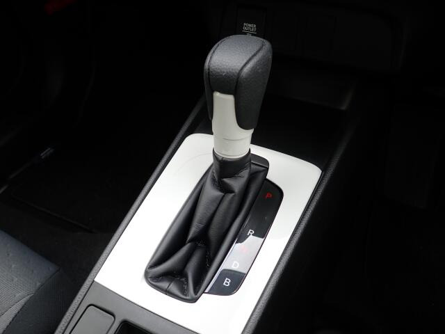 ���Еۏ؂ł͔[�ԓ����瑖�s�����������ŁA���Օi�������S�Ă̕��i��1�N�ԕۏ؂��܂��B(�����ԗ��Ɋւ��ĉˑ����u�͕ۏؑΏۊO�ƂȂ�܂�)(�O���Y�Ԃ͋���5,000km�܂Ŕ��N��)