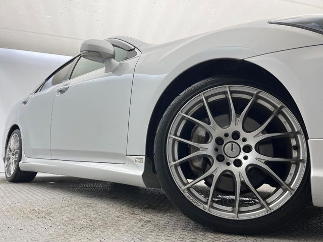 �yRAYS��19�C���`�A���~�z�C�[���z��l�C���[�J�[�̃z�C�[���𑕔���y�ʁE���d�x�̃A���~�z�C�[���́A�n���h�����O�E�����ȂǁA����̎������サ�Ă���܂���