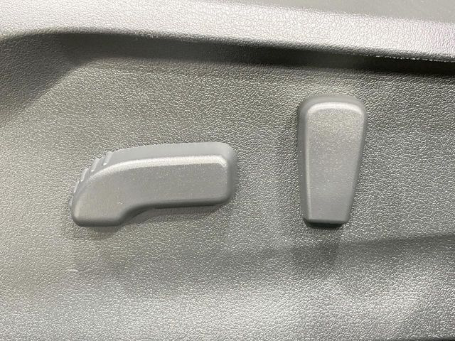 �y�p���[�V�[�g�z�X�C�b�`��ŊȒP�ɃV�[�g�̔��������\!�d��������͂�����܂���!���K�ȃV�[�g�|�W�V�����ɃZ�b�g���āA���K�ȃh���C�u�����y���݂��������B