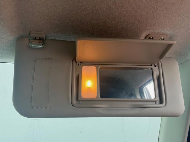 �y�o�j�e�B�~���[�z�T���o�C�U�[���ɐݒu���ꂽ�~���[�Őg�����Ȃ݃`�F�b�N!������Ƃ������C�N�����ɂ����􂵂܂���