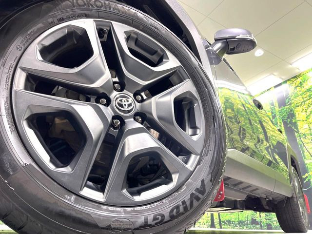 �y����19�C���`�A���~�z�C�[���z�O�ςɃ}�b�`���������A���~�z�C�[���𑕒����Ă���܂��B�e��ЊO�A���~�z�C�[����A�X�^�b�h���X�^�C�����戵�����Ă���܂��B���񂲑��k����������