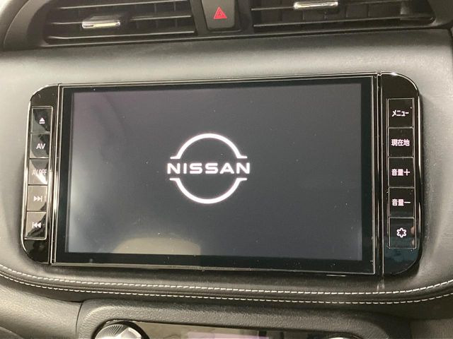 �y�����i�r�z�l�C�̏����i�r�𑕔��B�I�[�f�B�I�@�\���[�����Ă���ABluetooth�ڑ�����΂������̃X�}�z��MP3�v���C���[�̉��y���Đ��\!�����̉^�]������Ɋy�����Ȃ�܂�!!