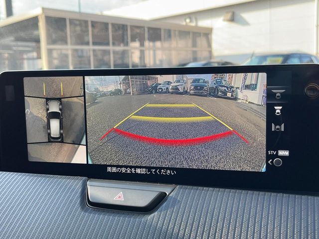 �y360&deg;�r���[���j�^�[�z��p�̃J�����ɂ��A�ォ�猩���낵���悤�Ȏ��_��360�x�N���}�̎��͂��m�F���邱�Ƃ��ł��܂������p�������m�F���₷���A�����ꏊ�ł̐؂�Ԃ��⒓�Ԃ��X���[�Y�ɍs���܂��B