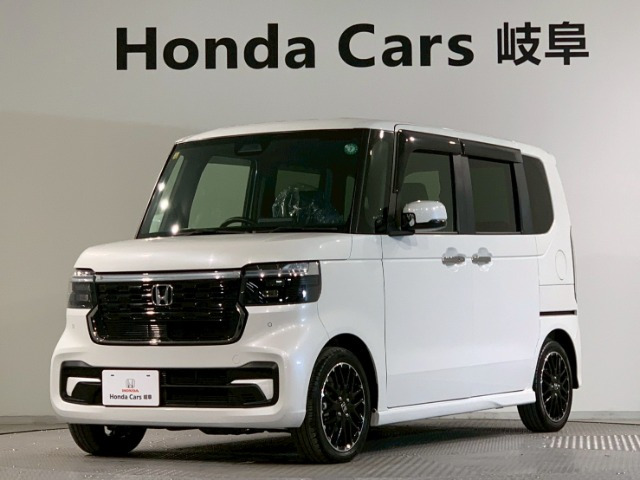 N-BOXカスタムターボ コーディネートスタイル モノトーン