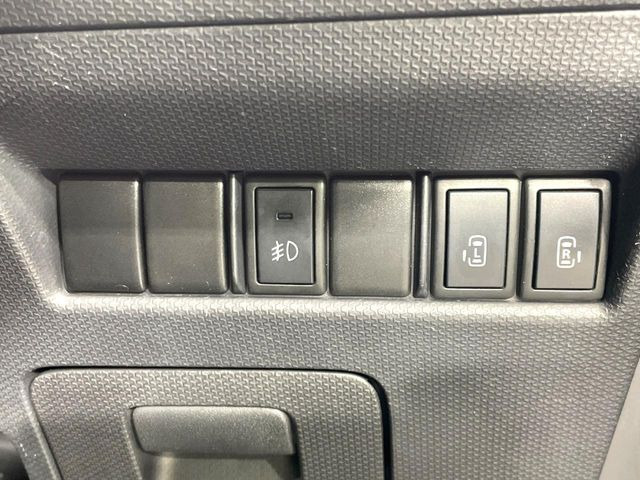 �y�����p���[�X���C�h�h�A�z�X�}�[�g�L�[��^�]�Ȃ̃X�C�b�`�Ō�ȗ����X���C�h�h�A�̊J���\���d��������͂����ăh�A���J����K�v�������A�����Ȃ��q�l�ł��ȒP�ɊJ���߂ł����K�ł���