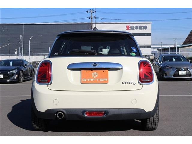 ���Ǝҗl�ւ̔̔��͂��f�肳���Ă��������܂��B �Ԍ������ԗ��̏ꍇ�́A�Ԍ����擾�������x�������z�ŕ\�����Ă���܂��B