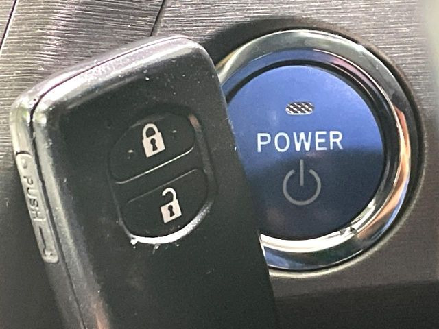 �y�X�}�[�g�L�[�z�J�o����|�P�b�g�ɓ��ꂽ�܂܂ł��h�A�̎{���E�������\�ȃX�}�[�g�L�[�𑕔��B�G���W���̃I���E�I�t�����J�M�����o���K�v����������Ƃ��Ă��֗��ł���