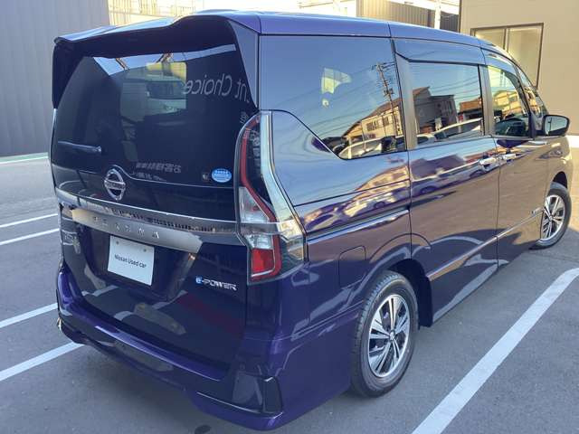 セレナ1.2 e-POWER ハイウェイスターV