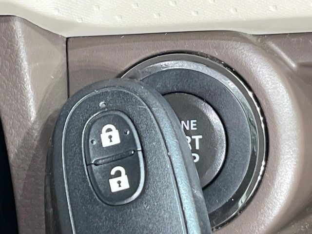 �y�C���e���W�F���g�L�[�z�J�o����|�P�b�g�ɓ��ꂽ�܂܂ł��h�A�̎{���E�������\�ȃX�}�[�g�L�[�𑕔��B�G���W���̃I���E�I�t�����J�M�����o���K�v����������Ƃ��Ă��֗��ł���