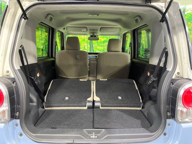 ���i�̂���������ʋ΁A���}���ɏ\���ȉ׎��X�y�[�X���m�ۂ��Ă���܂��B�Z�J���h�V�[�g��|���ƁA�傫�ȉו��̐ύڂ��\�ł���