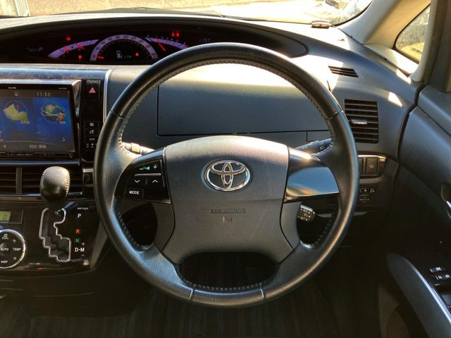 �y�X�e�A�����O�X�C�b�`�z�^�]���A�O������ڐ������炷���ƂȂ��A�I�[�f�B�I���̑��삪�\�ȕ֗��@�\!���S&���K�ȃh���C�u�����o���Ă���܂���