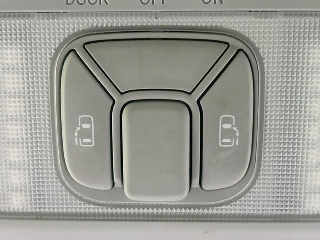 �y�����p���[�X���C�h�h�A�z�X�}�[�g�L�[��^�]�Ȃ̃X�C�b�`�Ō�ȗ����X���C�h�h�A�̊J���\���d��������͂����ăh�A���J����K�v�������A�����Ȃ��q�l�ł��ȒP�ɊJ���߂ł����K�ł���