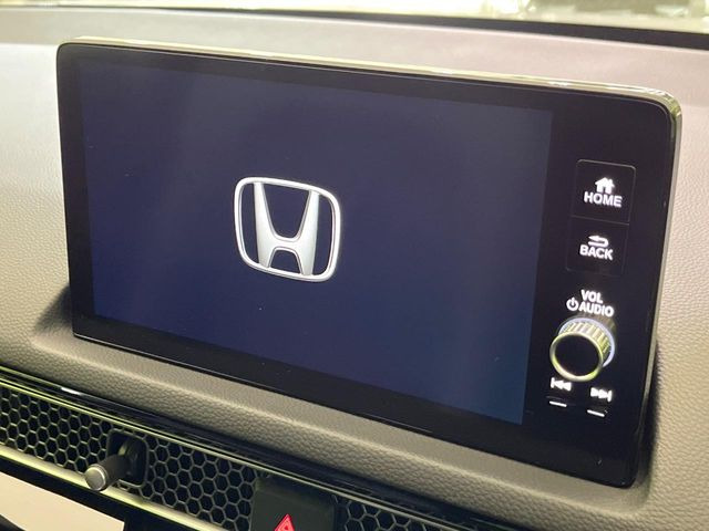 �y���[�J�[�����i�r�z�C���e���A�ɗn�����ރX�^�C���b�V���ȁu��p�݌v�v���[�J�[�i�r�𑕔��􎋔F���⑀�쐫�ȂǊ�{���\�ɂ��D��A���㎿�ȃJ�[���C�t�����y���݂��������܂��B