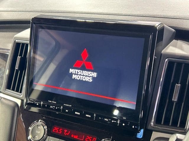 �y�����i�r�z�l�C�̏����i�r�𑕔����Ă���܂��B�i�r�̎g���₷���͂������A�I�[�f�B�I�@�\���[��!�L�����v�◷�s�͂������A�ʋ΂┃�����ȂǕ��i�̃h���C�u���y�����Ȃ�͂���