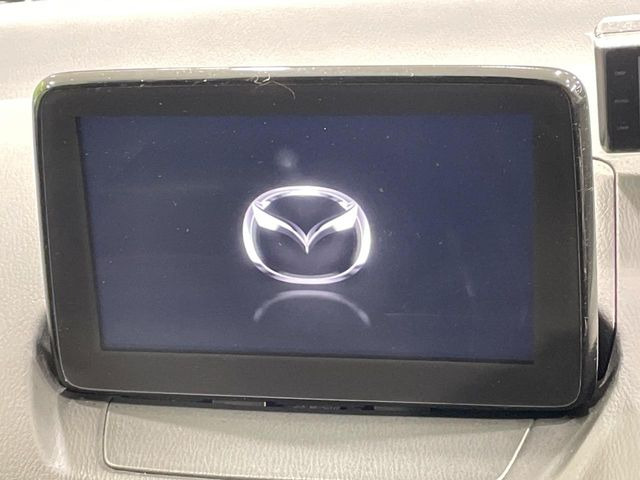 �y���[�J�[�����i�r�z�C���e���A�ɗn�����ރX�^�C���b�V���ȁu��p�݌v�v���[�J�[�i�r�𑕔��􎋔F���⑀�쐫�ȂǊ�{���\�ɂ��D��A���㎿�ȃJ�[���C�t�����y���݂��������܂��B