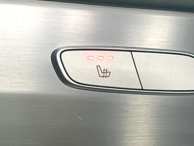 ���t�����g�V�[�g�q�[�e�B���O:�^�]�ȁE����ȋ��ɎO�i�K�Œ��߂��\�ȃV�[�g�q�[�^�[�𑕔����Ă���܂��B�G�߂��킸���K�ɂ��g�p���������܂��B