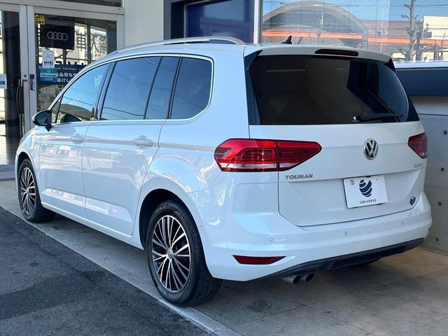 ●無料付帯の保証の他、安心の最長3年・走行無制限保証(有償)をご用意。輸入車を安心してお楽しみいただける様、保証内容も充実はもちろん、無料点検&オイル交換やロードサービスも付帯しております。