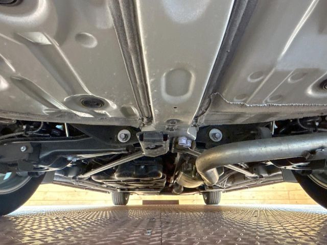 下回りがきれいなうちに、防錆加工の施工がオススメ。降雪地域はもちろん、沿岸部にお住いの方や、趣味でマリン・ウィンタースポーツをされる方にご好評いただいております。