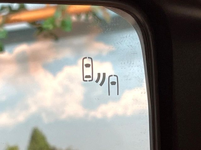 �y�u���C���h�X�|�b�g���j�^�[�z���s���A�h�A�~���[�̎��p�ɂȂ�₷���ӏ��Ɍ㑱�Ԃ��ڋ߂���ƃT�C�h�~���[�̃����Y�Ɍx����\��!�h���C�o�[�ɒ��ӊ��N�����Ă���܂��B