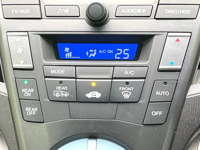 �y�I�[�g�G�A�R���z��x���D�݂̉��x�ɐݒ肷��΁A�ԓ��̉��x�����m�����ʂ≷�x�������Œ����B����&hellip;����&hellip;�Ɖ��x���X�C�b�`���������K�v�͂���܂���B���K�Ȏԓ���Ԃɂ͕K�{�̋@�\�ł��ˁ�