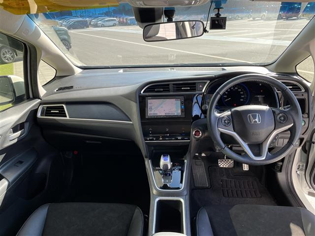 シャトル1.5 ハイブリッド X スタイルエディション