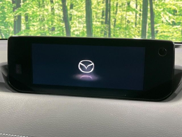 �y8.8�C���`�}�c�_�R�l�N�g�z�ԓ��̕��͋C�Ƀ}�b�`������^�̃f�B�X�v���C�B�X�}�z�ڑ��ł̃i�r�g�p��Bluetooth�Đ����A�l�X�ȋ@�\���y���߂܂��B�����I�ȃ_�C�������삪�\�ŁA�g��������ǍD�ł��B