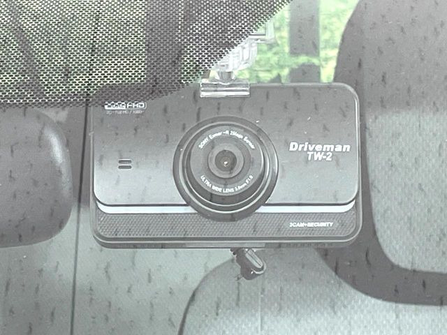 �y�h���C�u���R�[�_�[�z���S�E���S�ȃJ�[���C�t�ɕK�{�̃h���C�u���R�[�_�[�𑕔�!���s���͂������A������^�]�⎖�̂ɑ��������ۂ̏󋵂��f���ŋL�^���A����̃��X�N�ɔ����܂��B