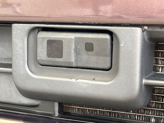 �y�X�}�[�g�A�V�X�g�z���s���ɑO���̎ԗ�����F�����A�Փ˂������Ȏ��͌x��ƃu���[�L�ŏՓˉ���Ɣ�Q�y�����A�V�X�g�B�����S�Ƀh���C�u�����y���݂��������܂��B