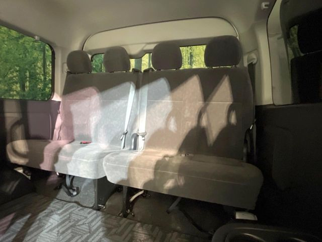 4��ڃV�[�g�͂�������ԗǍD����l�ł��������ƍ����Ē����܂��̂ŁA��l���ł̂��o���������N���N�ł��􂲉Ƒ��ŁA�C�̒m�ꂽ���ԂŁA�h���C�u�ɍs���̂��y���݂ł��ˁ�