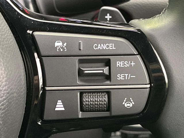 �y�A�_�v�e�B�u�N���[�Y�R���g���[���z�������H�ł̒��������s���y��!!�����ő��x��ۂN���[�Y�R���g���[�����A�Փˌy���V�X�e���ƘA�g���A�O���̎ԗ������m���ĎԊԂ�ۂ悤�ɑ��x���߂��Ă���܂�!!