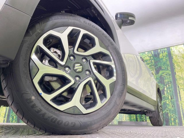 �y����16�C���`�A���~�z�C�[���z�O�ςɃ}�b�`���������A���~�z�C�[���𑕒����Ă���܂��B�e��ЊO�A���~�z�C�[����A�X�^�b�h���X�^�C�����戵�����Ă���܂��B���񂲑��k����������