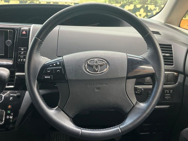 �y�����v�����X�e�A�����O�z�㎿�Ȋv���g�p���邱�ƂŁA��ɂ����������݂ƂĂ��^�]���₷���n���h���ł���