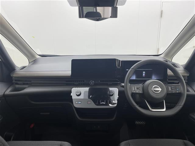 セレナ1.4 e-POWER ハイウェイスターV