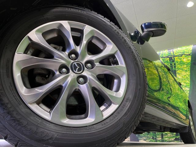 �y����15�C���`�A���~�z�C�[���z�O�ςɃ}�b�`���������A���~�z�C�[���𑕒����Ă���܂��B�e��ЊO�A���~�z�C�[����A�X�^�b�h���X�^�C�����戵�����Ă���܂��B���񂲑��k����������