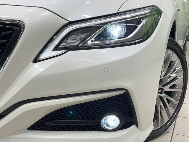 �yLED�w�b�h���C�g�z���V����ԑ��s�����ǍD�Ȏ��E���m�ۂ����S���ĉ^�]�ł��鍂�P�xLED�w�b�h���C�g�𑕔�!�_�����x�������A����d�͂��}�����Ă��܂��B