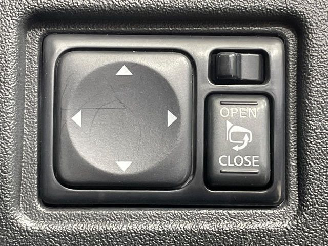 �y�d���i�[�~���[�z�T�C�h�~���[�͓d���i�[���ƂȂ��Ă���A�������ԏ�ł��L�Y�������X�N��}�����܂��B