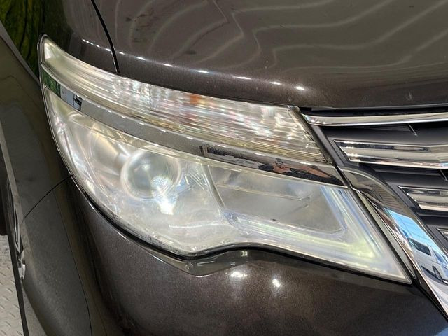 �yLED�w�b�h���C�g�z���V����ԑ��s�����ǍD�Ȏ��E���m�ۂ����S���ĉ^�]�ł��鍂�P�xLED�w�b�h���C�g�𑕔�!�_�����x�������A����d�͂��}�����Ă��܂��B