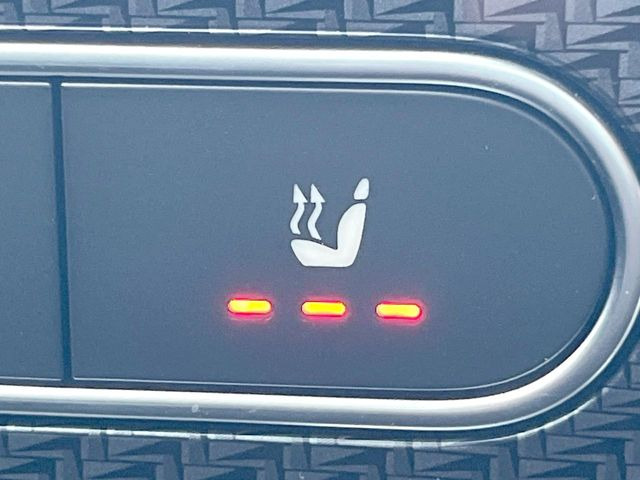 ���t�����g�V�[�g�q�[�e�B���O:�^�]�ȁE����ȋ��ɎO�i�K�Œ��߂��\�ȃV�[�g�q�[�^�[�𑕔����Ă���܂��B�G�߂��킸���K�ɂ��g�p���������܂��B