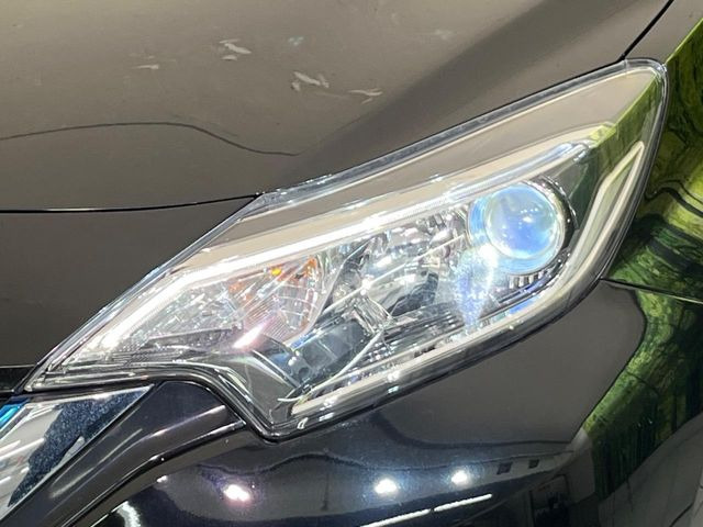 �yLED�w�b�h���C�g�z���V����ԑ��s�����ǍD�Ȏ��E���m�ۂ����S���ĉ^�]�ł��鍂�P�xLED�w�b�h���C�g�𑕔�!�_�����x�������A����d�͂��}�����Ă��܂��B