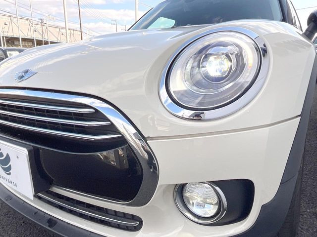 ��LED�w�b�h���C�g:��ԑ��s�����ǍD�Ȏ��E���m�ۂ����S���ĉ^�]�ł��鍂�P�xLED�w�b�h���C�g�𑕔�!�_�����x�������A����d�͂��}�����Ă��܂��B