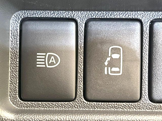 �y�p���[�X���C�h�h�A�z�X�}�[�g�L�[��^�]�Ȃ̃X�C�b�`�ŃX���C�h�h�A�̊J���\���d��������͂����ăh�A���J����K�v�������A���������q�l�ł��A�d���ו��������Ă��鎞�����N�ɊJ���߂ł��܂���