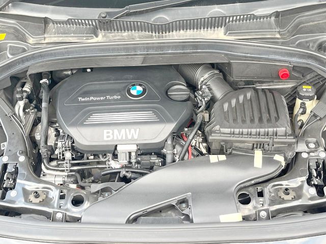 �����X�ł́A�e���[�J�[�̐�p�f�f�e�X�^�[�𓱓��B���Ǝ��i�����e�N�j�J���X�^�b�t���풓���Ă���܂��̂ŁA������̍ۂɂ����S���Ă����p���������܂��B