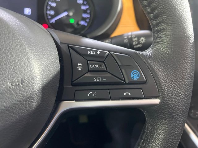 �y�v���p�C���b�g�z�������H�ł̒��������s���y��!!�a�؎��Ə��񑖍s�̃V�[���ŁA�A�N�Z���E�u���[�L�E�X�e�A�����O�������Ő��䂵�A�������^�]�̕��S���y�����Ă���܂���