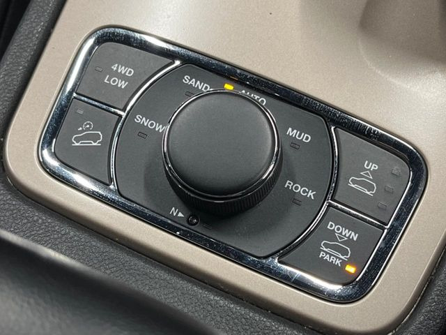 ���G�A�T�X���ڎ�:���Ԃ��^�]�����ۂ̗D��ȏ��S�n������������p���ƁA�D�݂̎ԍ��ɒ����ł���t�@�b�V�����������͓I�ȑ����ɂȂ��Ă���܂�!