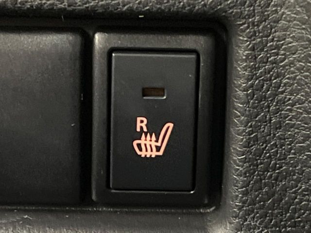 �y�V�[�g�q�[�^�[�z�������ɏd�󂷂�V�[�g�q�[�^�[!�G�A�R����葁�����܂��Ă����̂Ŋ�����̐l�����S�ł��ˁ�G�A�R���̉����͊������邩����A�Ƃ������ɂ����������߂ł��B