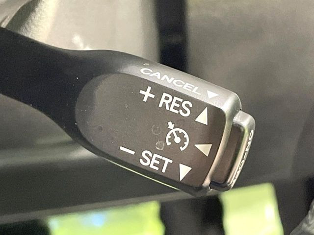 �y�N���[�Y�R���g���[���z�������H�����N���N���s�B�A�N�Z���𗣂��Ă���葬�x�ő��s���ł��A�������^�]���̕��S���y��!�����E�������ȒP�ȃX�C�b�`����Œ����ł��܂��B