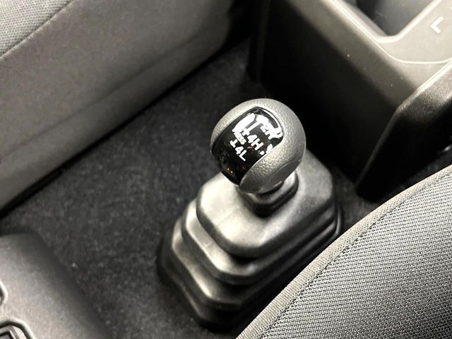 4WD�̂��Ԃł��̂ŁA�ᓹ�ł����S�ł���~��n�n��ɂ��Z�܂��̕��ȊO�ɂ��A�E�B���^�[�X�|�[�c����̕���~��n��֋A�Ȃ����@�������ɂ���������!