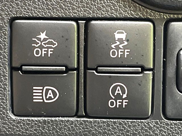 �y�X�}�[�g�A�V�X�g�z���s���ɑO���̎ԗ�����F�����A�Փ˂������Ȏ��͌x��ƃu���[�L�ŏՓˉ���Ɣ�Q�y�����A�V�X�g�B�����S�Ƀh���C�u�����y���݂��������܂��B